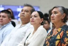 Educación no cerrará escuelas en zonas marginadas y mantiene a maestros