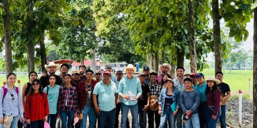 "El Campo es Pilar de México": Senador Herrera