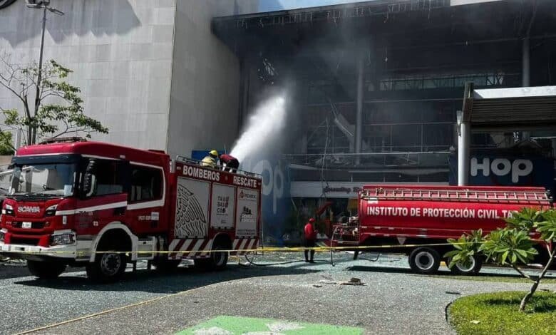Impactante explosión en Plaza Altabrisa deja 14 heridos