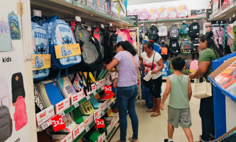 Inicia peregrinaje por los útiles escolares