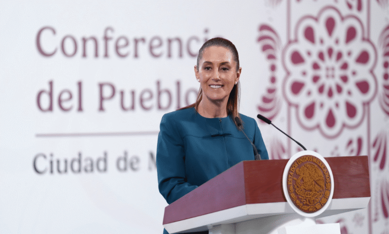 Llega Sheinbaum firme a su informe