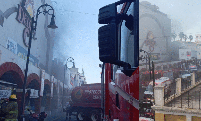 Bomberos de Tabasco combaten incendio en tienda departamental