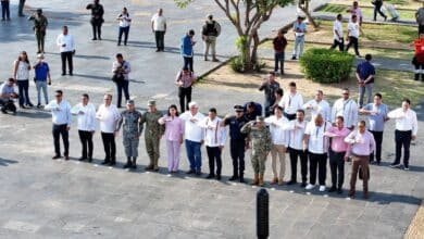 Gobernador de Tabasco Conmemora el Año de la Mujer Indígena con Izamiento de Bandera