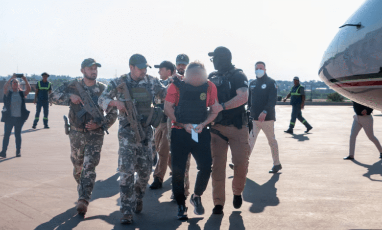 Hernán Bermúdez arriba a Chiapas en su vuelo de extradición hacia el Altiplano