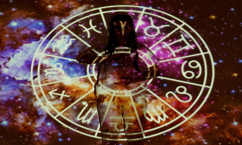 Horóscopo de hoy 8 de septiembre 2025 la Luna en Aries impulsa el amor y la claridad emocional