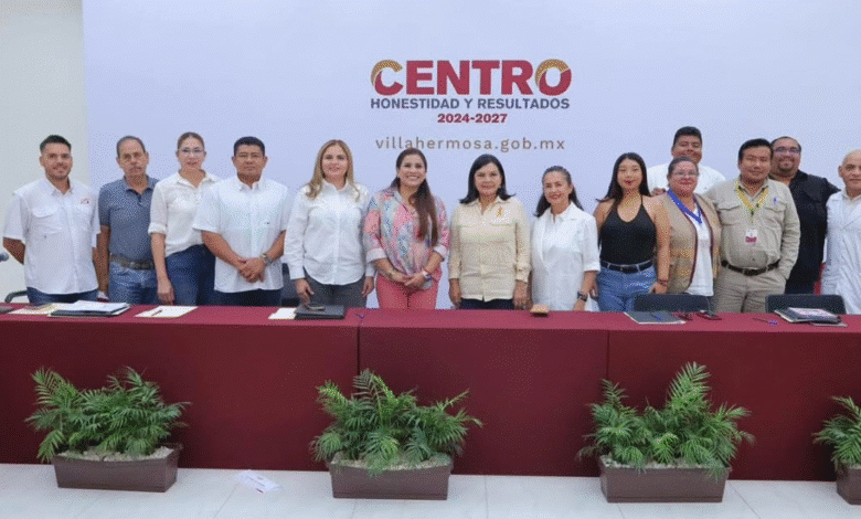 La alcaldesa Yolanda Osuna y la Secretaría de Salud activan una estrategia integral que incluye la movilización de vehículos recolectores y termonebulizadoras para combatir al mosquito transmisor en 163 localidades.