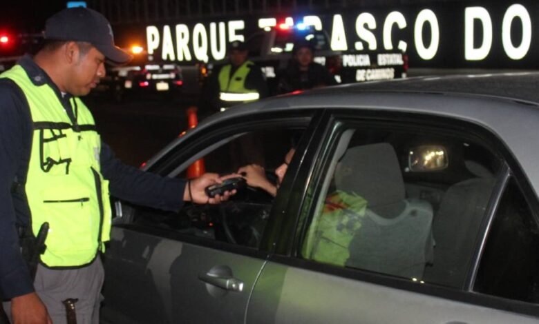 38 conductores caen en el alcoholímetro en Tabasco