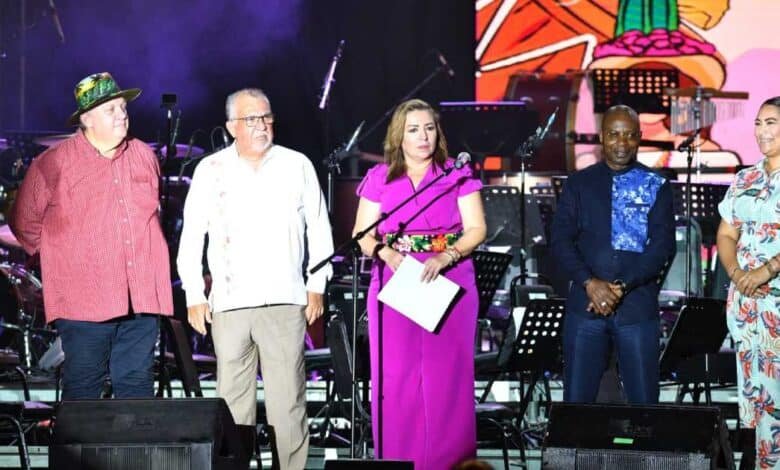 Clausuran Ceiba 2025 con fiesta sinfónica y promesa de arte permanente