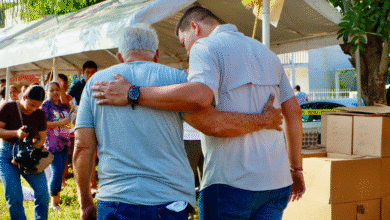 El alcalde Ovidio Peralta Suárez encabezó una jornada integral en la colonia Lázaro Cárdenas, acercando más de una docena de servicios gratuitos y programas sociales a las familias. Desde trámites hasta consultas médicas, la iniciativa fomenta el ahorro y bienestar social, consolidándose como una estrategia clave del gobierno municipal.