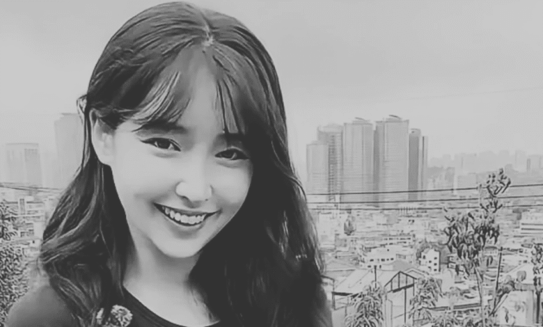 El brutal asesinato de la influencer coreana Yoon Ji-ah, de 22 años y con una audiencia de más de 300,000 seguidores, ha conmocionado a Corea del Sur.