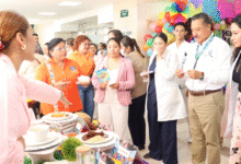 En el marco del Día Mundial de la Alimentación, el Instituto Mexicano del Seguro Social (IMSS) en Tabasco, a través de la Coordinación de Nutrición y Dietética, realizó una muestra gastronómica saludable de los estados de Tabasco, Baja California y Oaxaca, en la cual participó personal de los tres Hospitales Generales de Zona (HGZ) no. 02 y 2A, en Cárdenas, así como el No. 46, en Villahermosa.