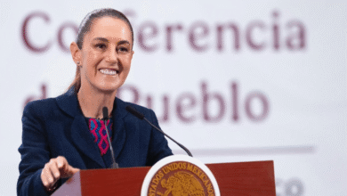 Representa una inversión de 17 mil millones de pesos y se tienen 70 frentes de trabajo en los que laboran 6 mil trabajadores y mil 700 máquinas