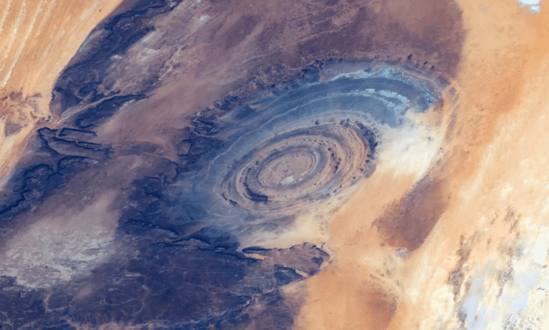 El Ojo del Sahara, la enigmática estructura de Mauritania que se ve desde el espacio