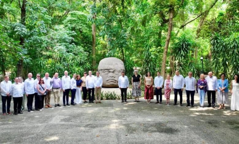 Embajadores de la UE exploraron el corazón Olmeca en Tabasco