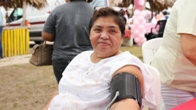 Habitantes de Tenosique reciben servicios médicos