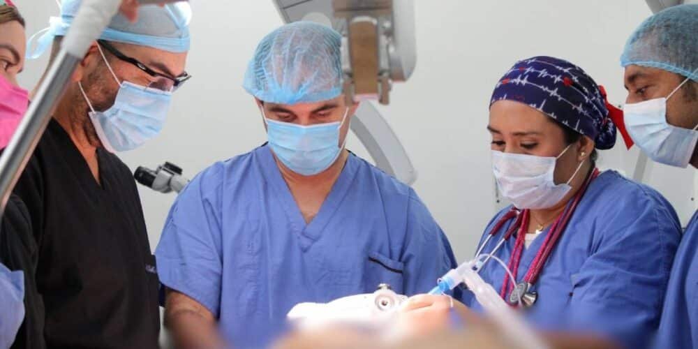 IMSS Bienestar Tabasco realiza exitosa cirugía de neuralgia trigeminal