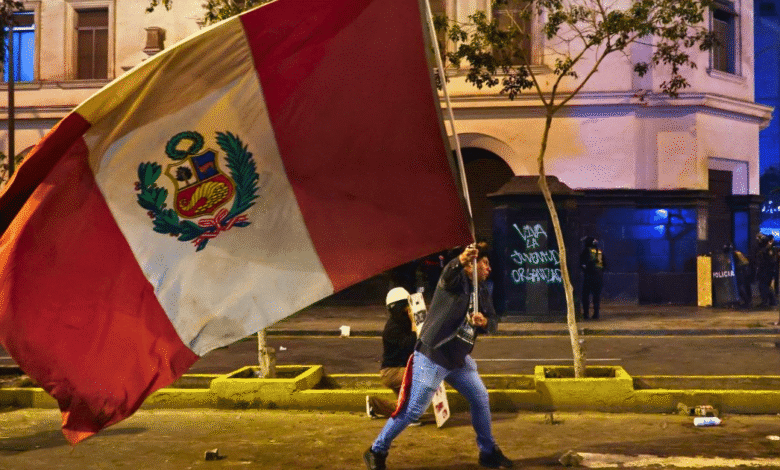 Perú declarará estado de emergencia en Lima