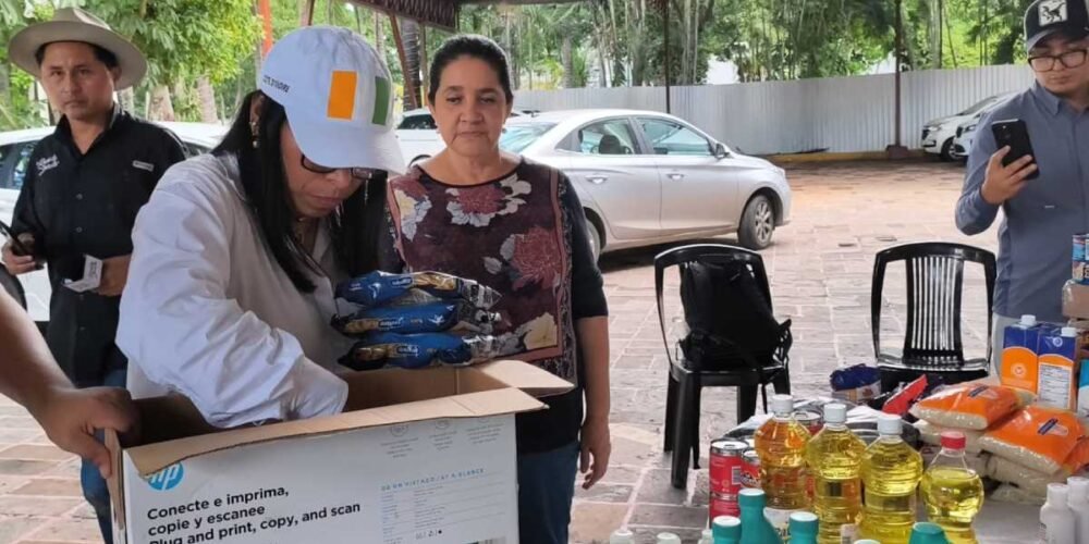 Tabasco reúne 30 toneladas de víveres para Veracruz
