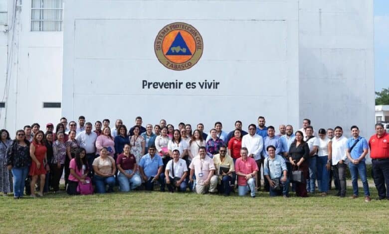 Capacitan a voceros y periodistas para blindar a Tabasco ante emergencias