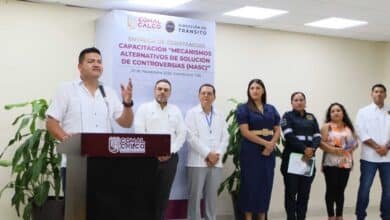 Citan a agentes de tránsito para ser mediadores de conflictos viales