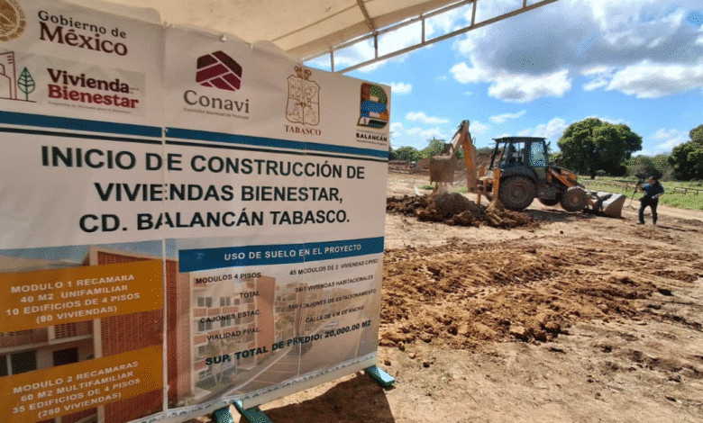Construcción de viviendas del bienestar está generando empleo en Tabasco