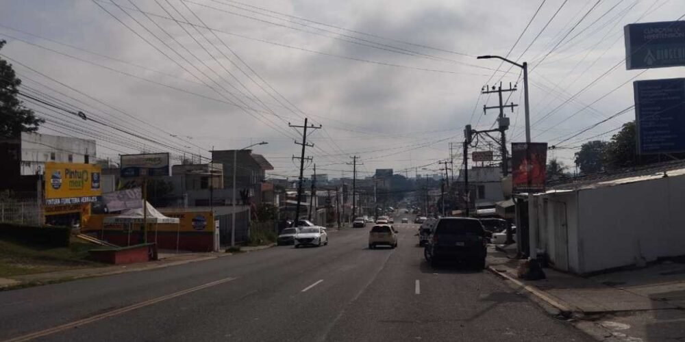 Continuarán lluvias fuertes y oleaje de 2 Metros por Frente Frío N.12