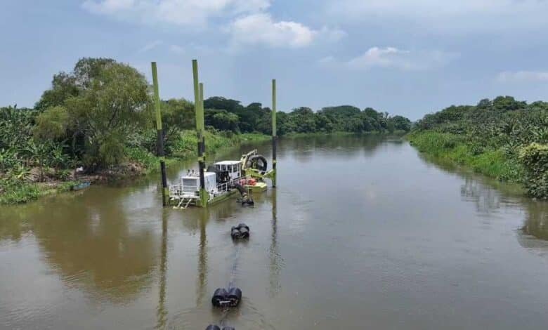 Dragado de río la sierra avanza al 60 por ciento