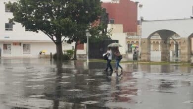 Frente Frío 12 trae lluvias intensas y oleaje elevado