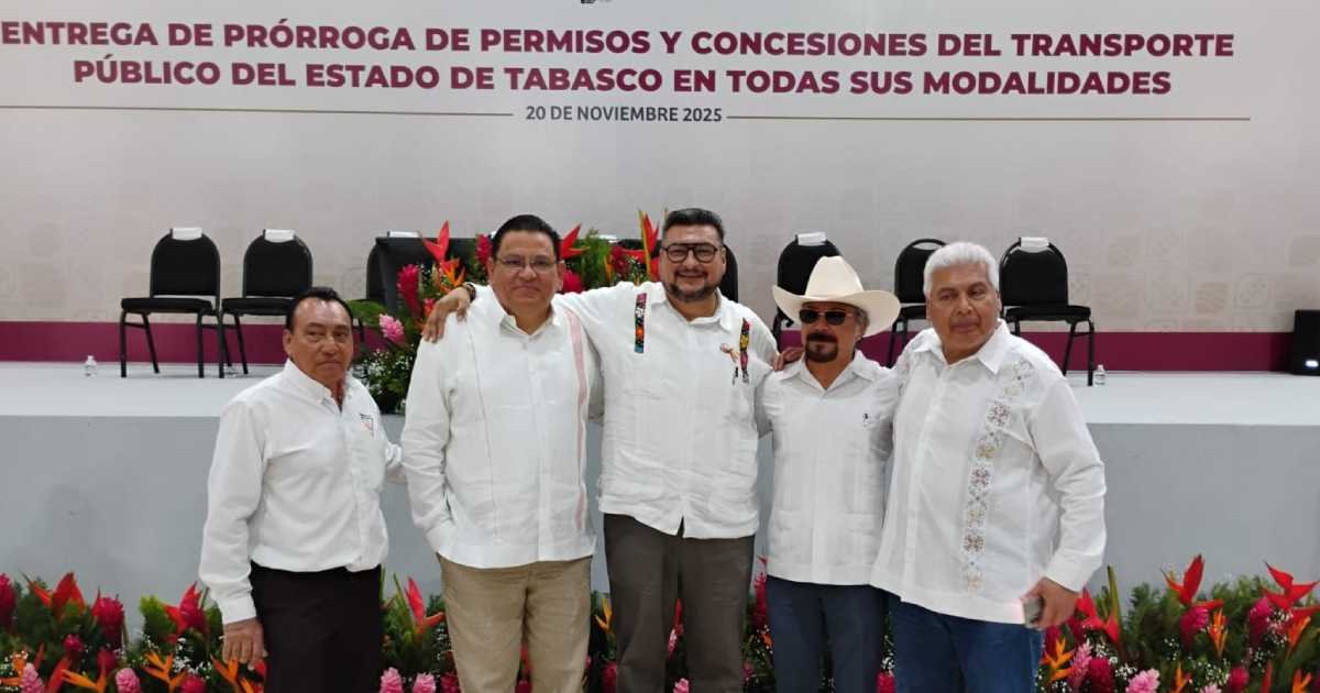 Gobierno refuerza al transporte público con entrega de concesiones