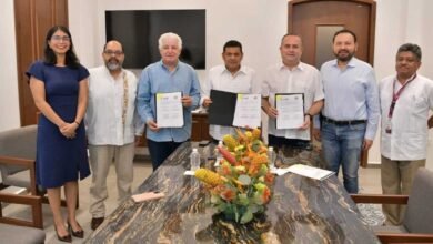 Gobierno y Poder Judicial firman convenio para eliminar papel y agilizar trámites