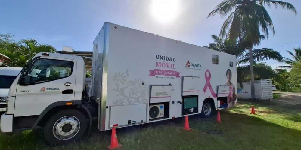 Pemex lleva salud gratuita a mujeres de Nacajuca y Comalcalco