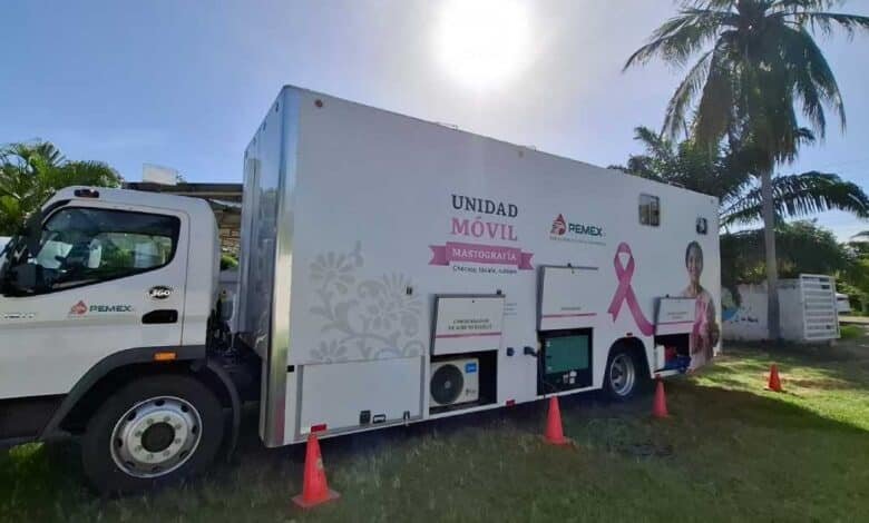 Pemex lleva salud gratuita a mujeres de Nacajuca y Comalcalco