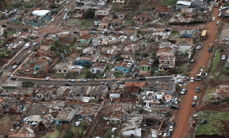Un tornado de fuerza extrema ha causado una catástrofe humanitaria y material en el estado de Paraná, en el sur de Brasil.