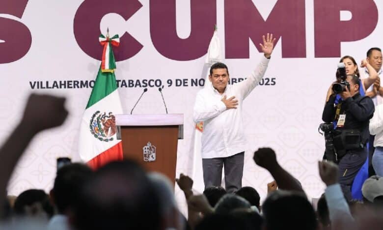 El pueblo manda y gobierno obedece: JMR