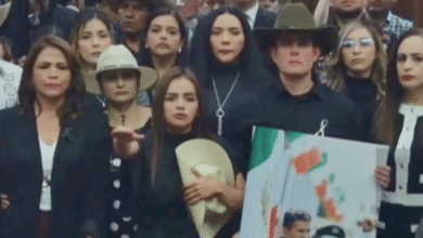 Grecia Itzel Quiroz García tomó protesta como presidenta municipal sustituta de Uruapan (Michoacán) en una sesión extraordinaria del Congreso estatal, días después del asesinato del alcalde Carlos Alberto Manzo Rodríguez.