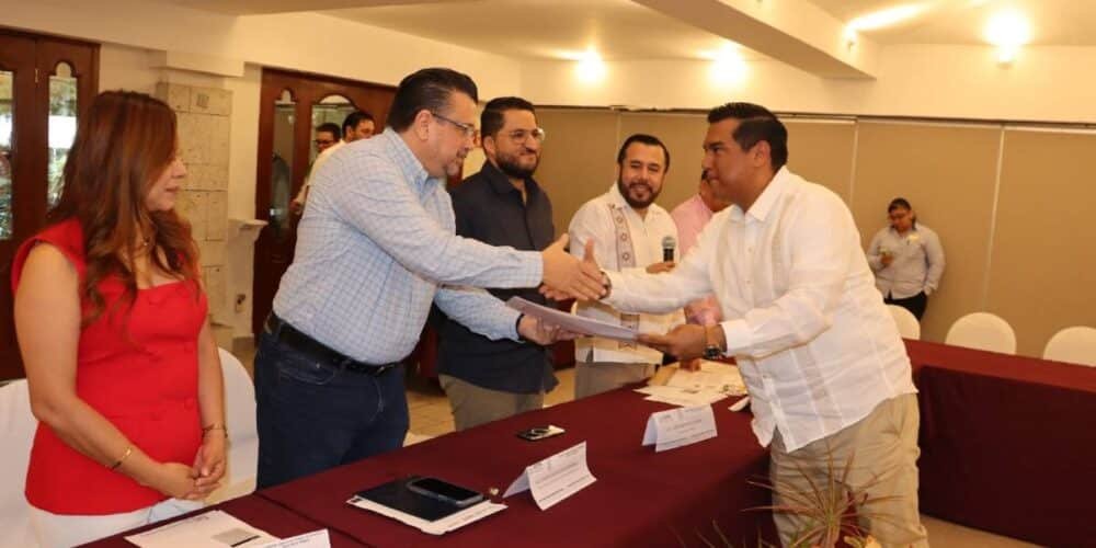 Entrega IMSS Tabasco Distintivos ELSSA a empresas locales