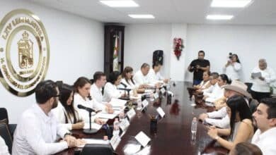 Impulsan en Tabasco inclusión digital juvenil y nuevas protecciones contra la violencia familiar