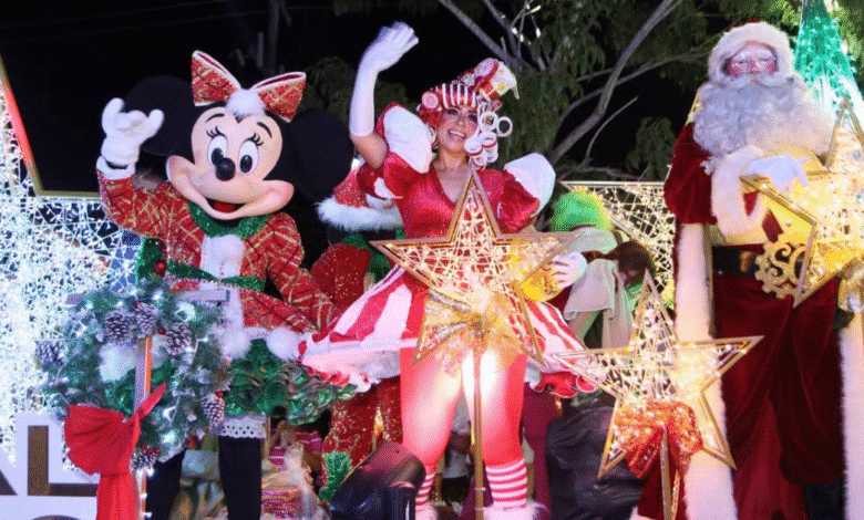 Magica explosión navideña en Comalcalco