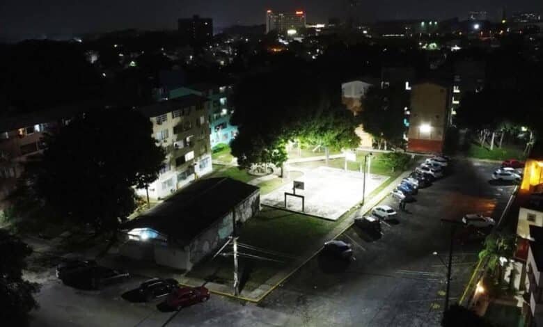 Más de 10 mil luces LED y 15 'Senderos Seguros' iluminarán 2026