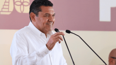 El mandatario tabasqueño, Javier May Rodríguez, arremetió contra sus detractores, acusándolos de ser "rateros" con cuentas públicas reprobadas y falta de autoridad, mientras defiende el crédito aprobado para el megaproyecto Villahermosa 2030.