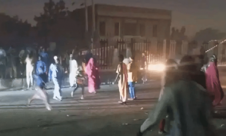 Una explosión registrada la tarde de este miércoles 24 de diciembre de 2025 afectó a una mezquita en Maiduguri, capital del estado nigeriano de Borno, mientras se realizaban oraciones.