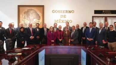 Sheinbaum sostiene encuentro con empresarios de México y extranjeros