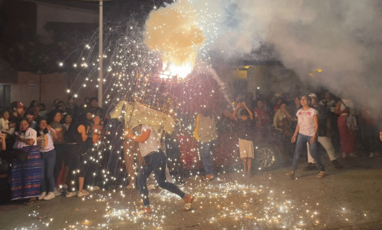 Tradición centenaria ilumina el santuario de Guadalupe