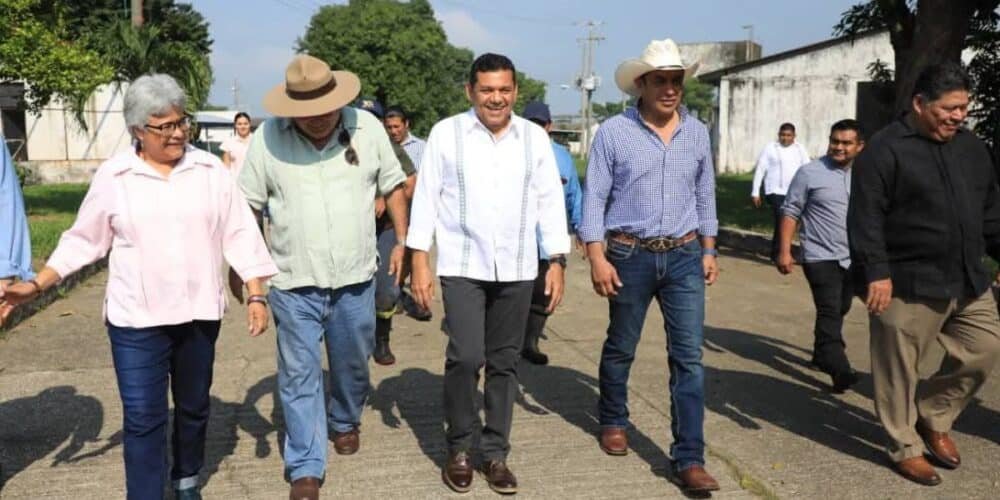 Va gobierno por el rescate de Cecarem para impulsar economía rural y producción de especies menores (2)