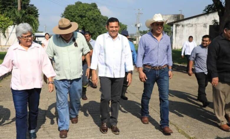 Va gobierno por el rescate de Cecarem para impulsar economía rural y producción de especies menores (2)