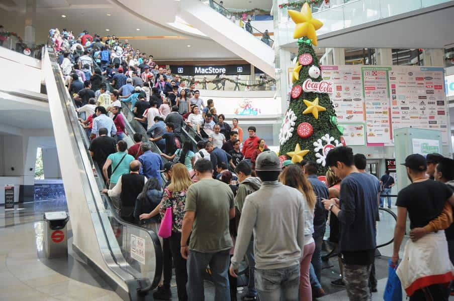Ventas retail Navidad 2025,derrama económica diciembre,Concanaco Servytur,gastos navideños México,inflación cena navidad,logística última milla,marketing estacional,aguinaldo gastos,economía del comportamiento.