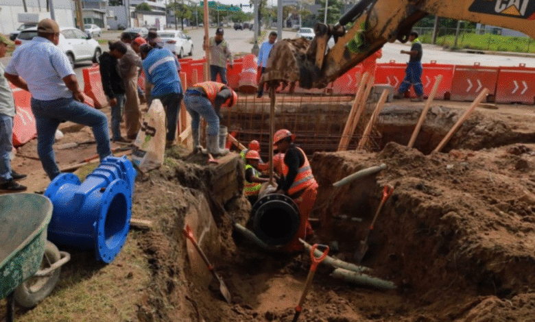 Avanzan trabajos de conexión de agua potable en cinco puntos de Villahermosa