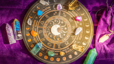 Hoy es un día de "seducción adulta"; la energía astral favorece las conversaciones valientes, los movimientos calculados en el trabajo y la claridad en el amor.