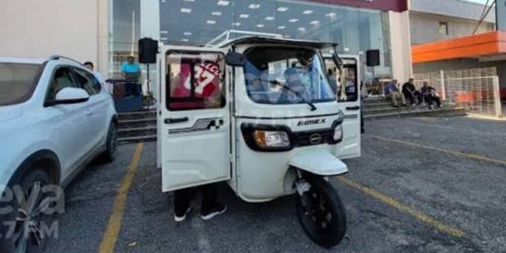 Prevén ajuste a precio de "Pochimoviles" en Tabasco