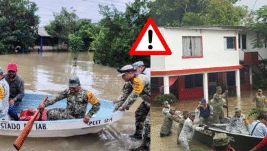 Ríos desbordados en la sierra de Tabasco afectan viviendas y personas